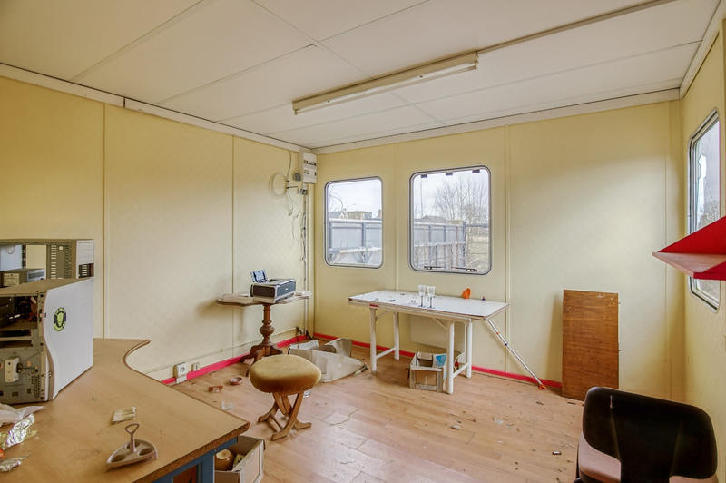 Local commercial - 517 m² - 10 pièces