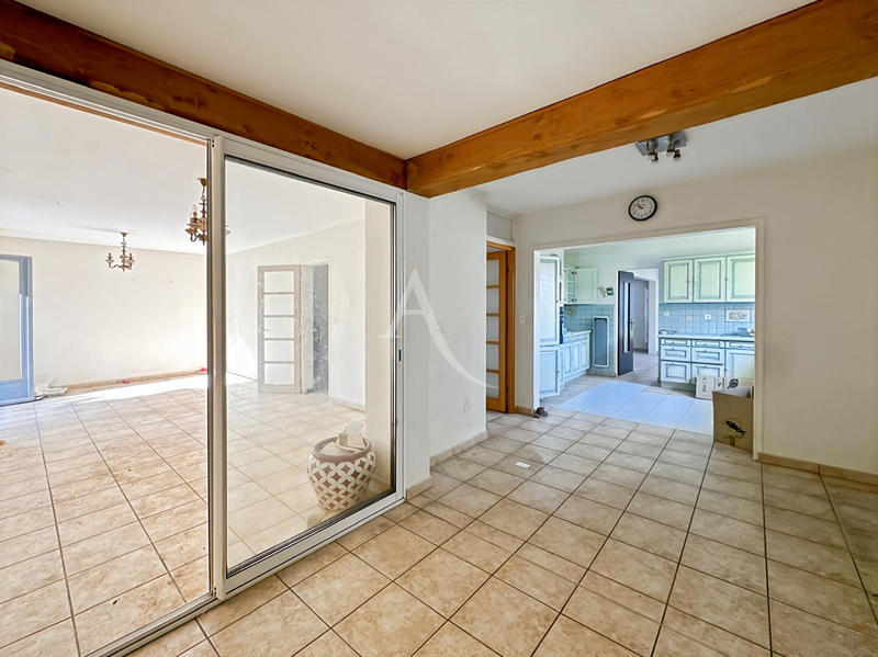 Maison - 206 m² - 6 pièces