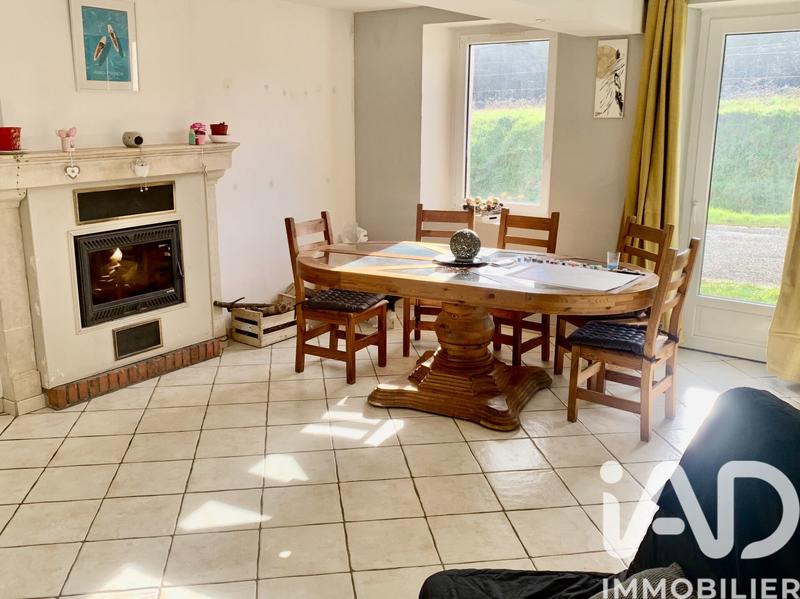 Maison - 210 m² - 10 pièces