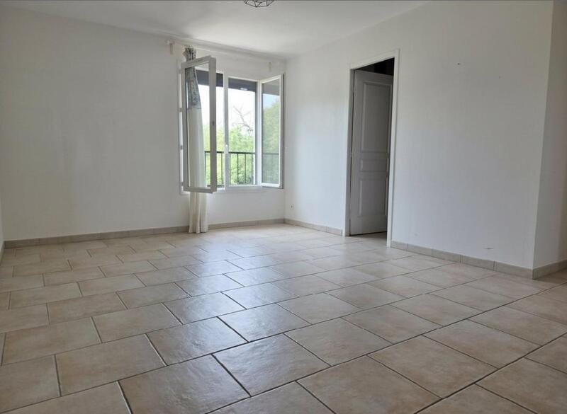 Propriété - 180 m² - 8 pièces