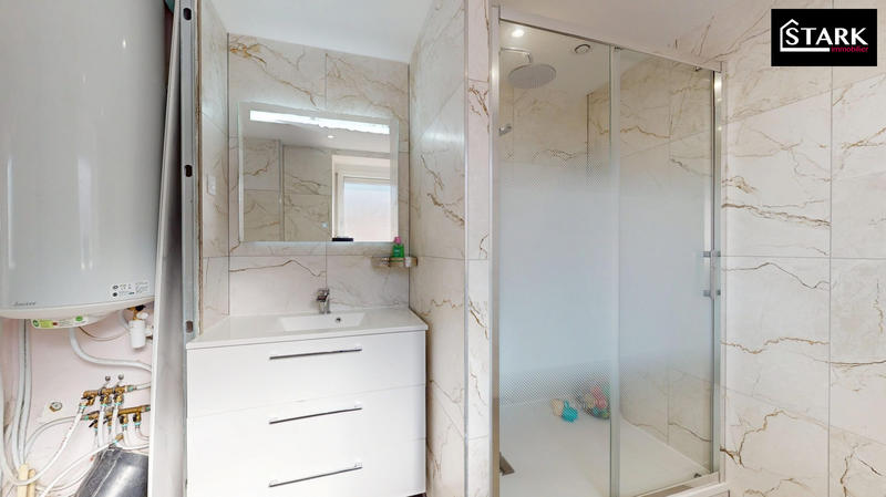 Maison - 138 m² - 6 pièces