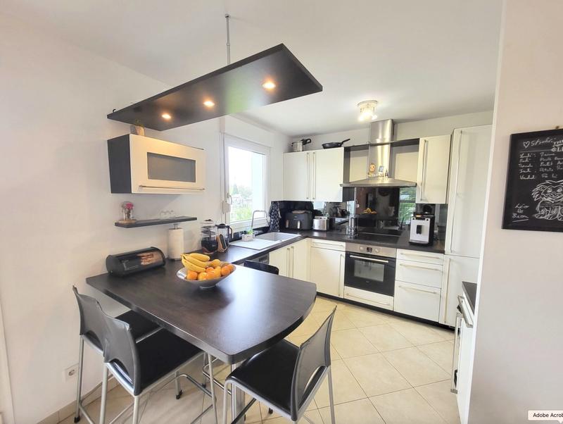 Appartement - 85 m² - 3 pièces