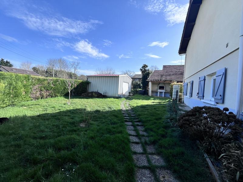 Maison traditionnelle - 112 m² - 6 pièces