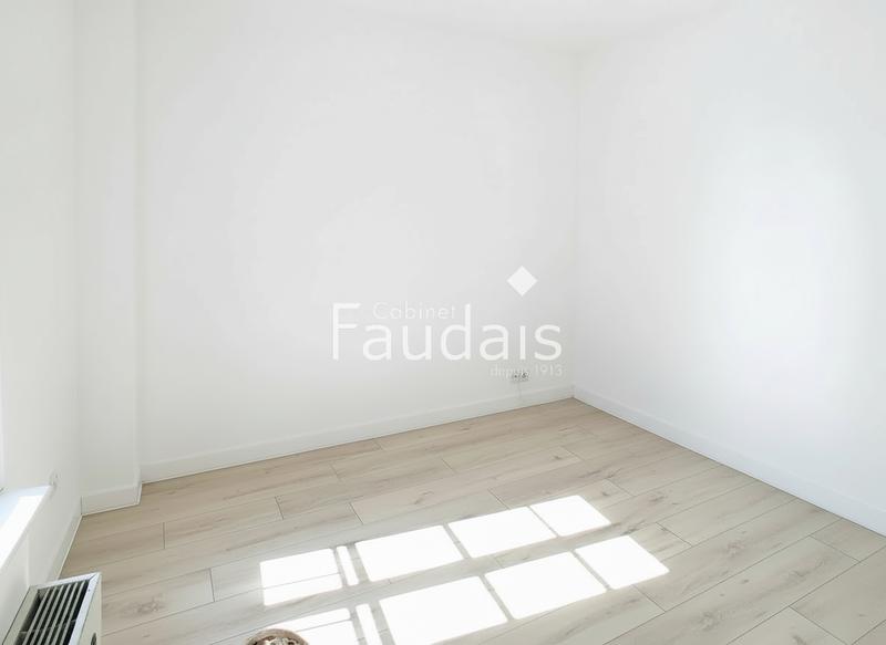 Immeuble - 163 m² - 12 pièces