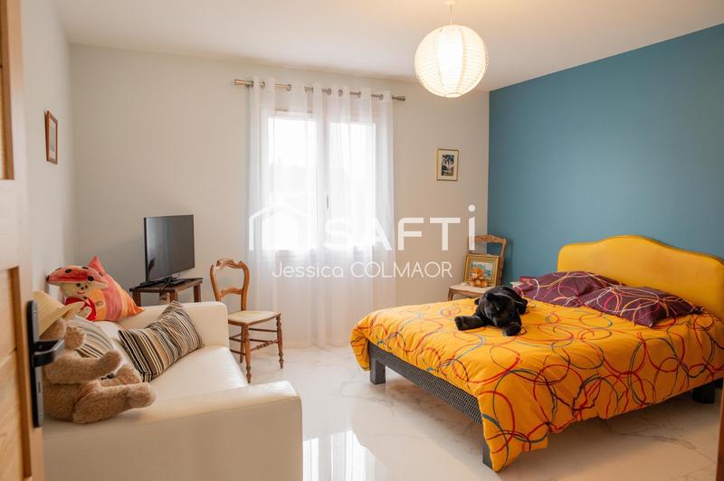 Villa - 222 m² - 6 pièces