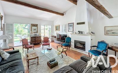 Maison - 177 m² - 7 pièces