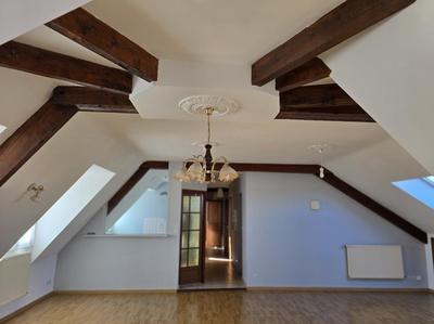 Appartement - 85 m² - 3 pièces