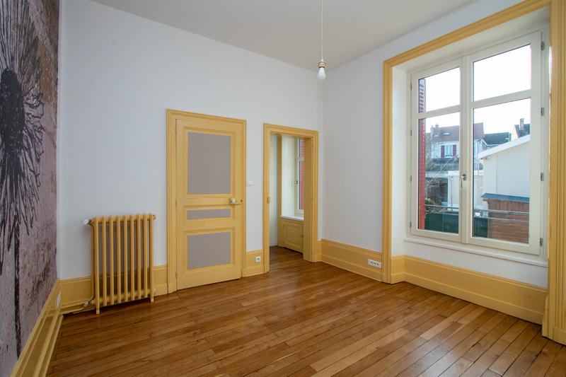 Maison - 150 m² - 7 pièces