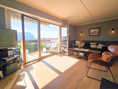 Duplex - 176 m² - 6 pièces