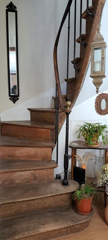 Maison - 184 m² - 9 pièces