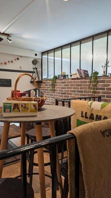 Local commercial - 104 m² - 5 pièces