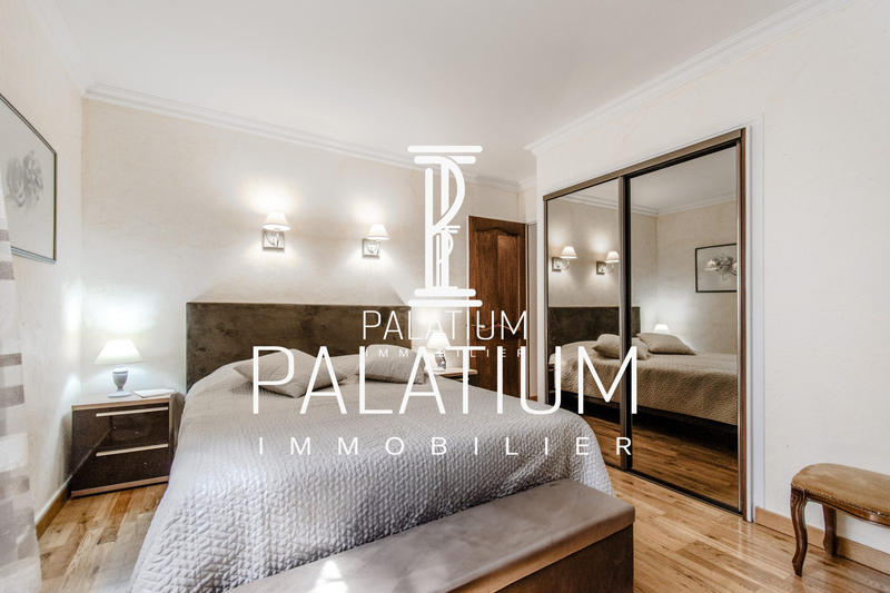 Villa - 175 m² - 8 pièces