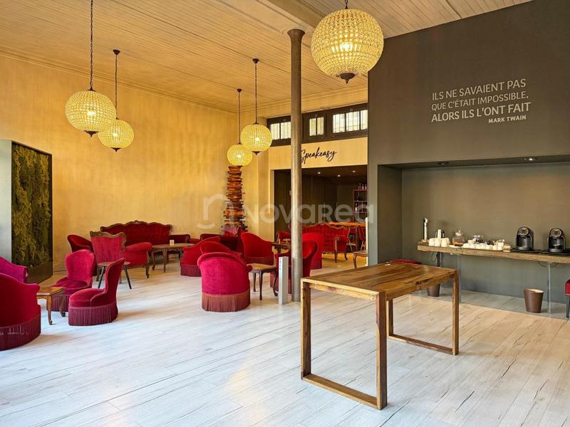 Local commercial - 134 m² - 1 pièce