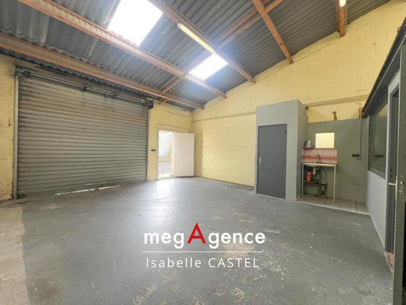 Local commercial - 84 m² - 2 pièces