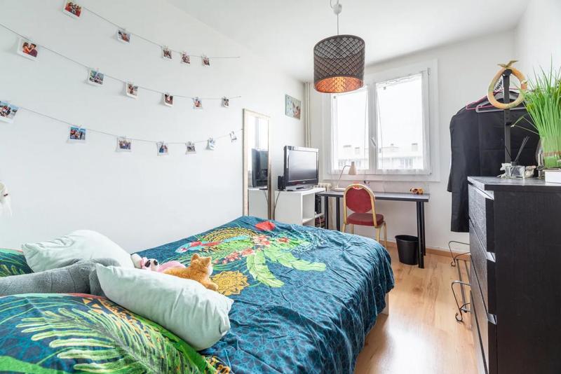 Appartement - 83 m² - 5 pièces