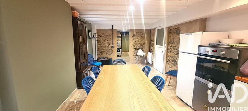 Maison - 207 m² - 12 pièces