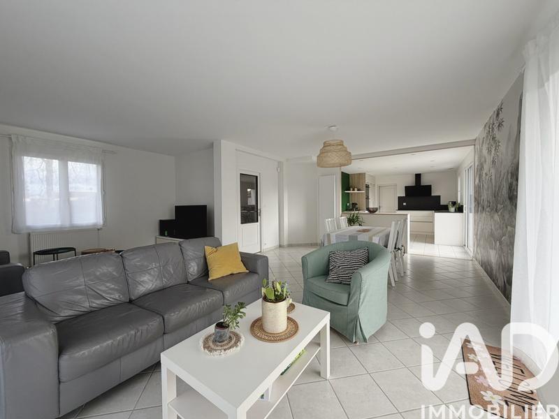 Maison - 135 m² - 6 pièces