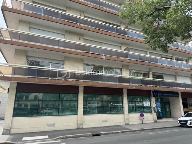 Bureau - 55 m² - 2 pièces