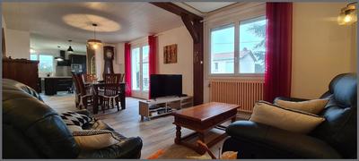 Maison - 95 m² - 5 pièces