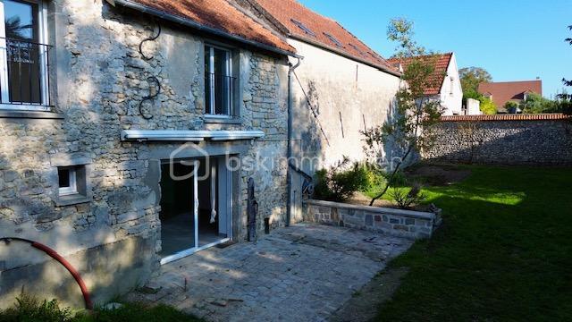 Maison en pierre - 106 m² - 5 pièces