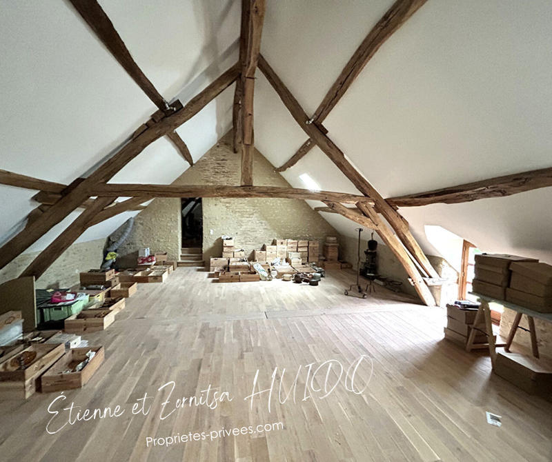 Longère - 370 m² - 15 pièces