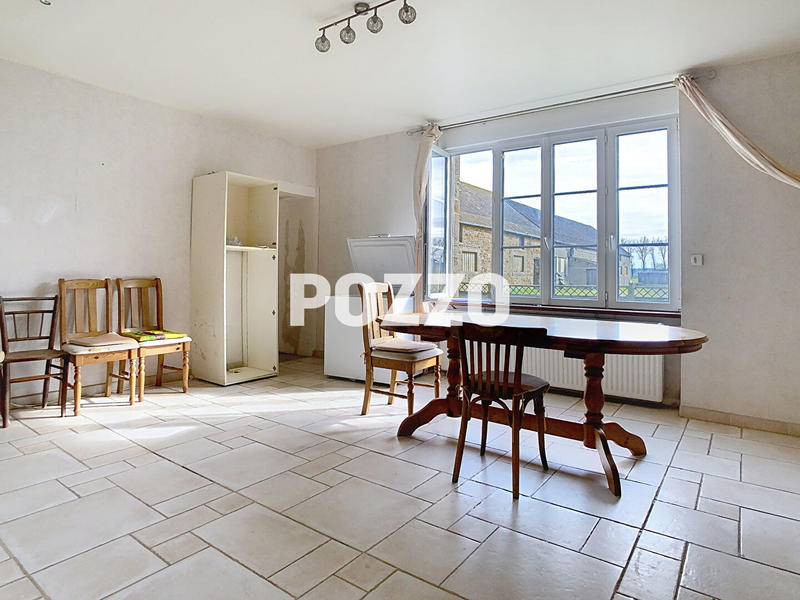 Maison - 260 m² - 11 pièces