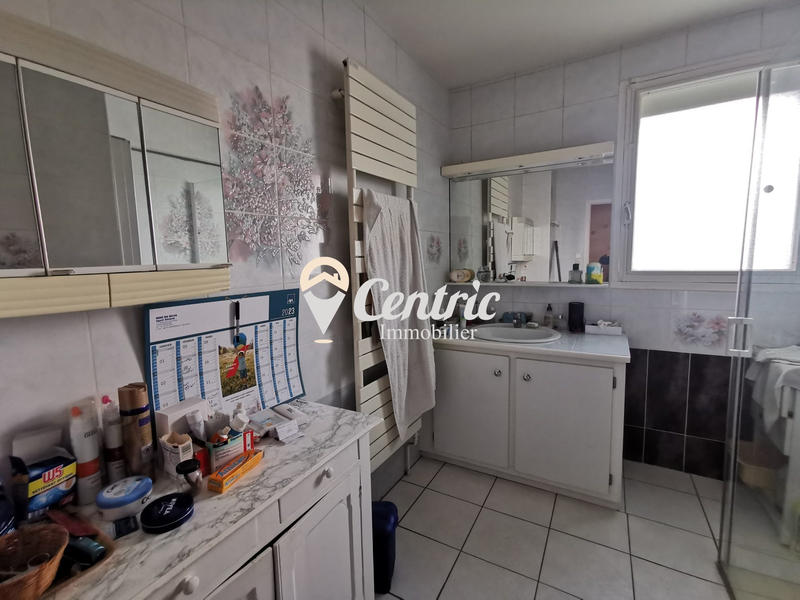 Maison - 79 m² - 6 pièces