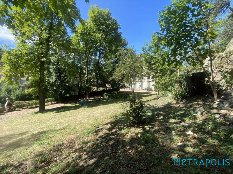 Appartement - 89 m² - 4 pièces