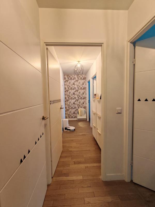 Appartement - 90 m² - 4 pièces