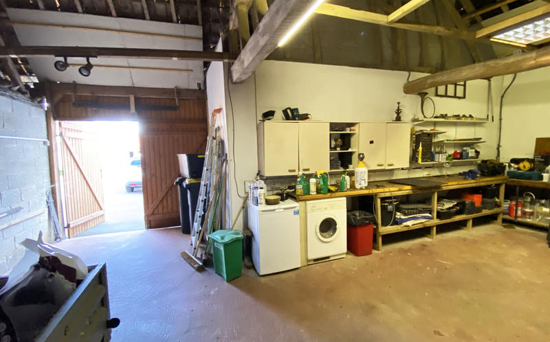 Maison - 83 m² - 5 pièces