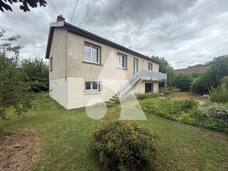 Maison - 90 m² - 4 pièces