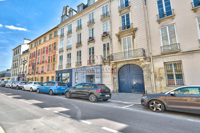 Appartement - 64 m² - 2 pièces