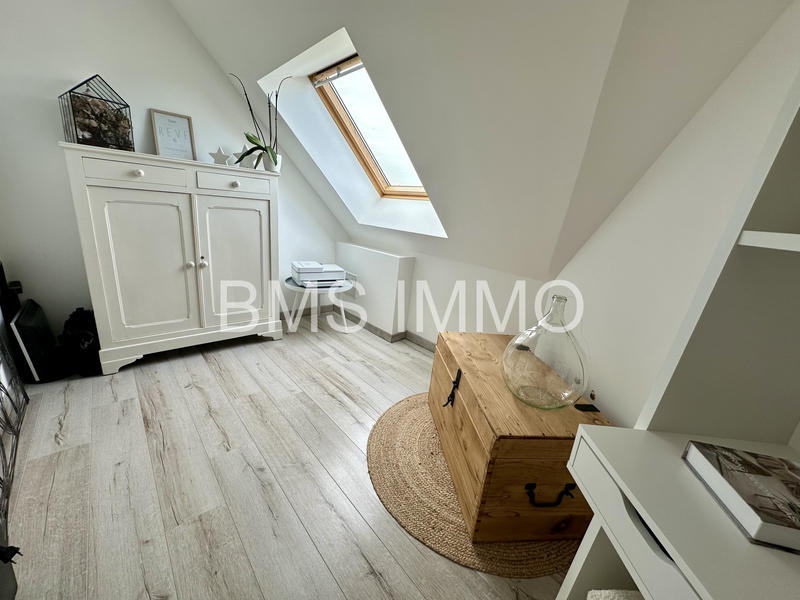 Maison - 151 m² - 6 pièces