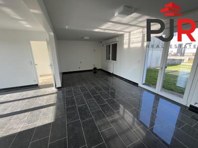 Local d'activités - 926 m²