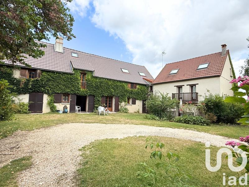 Maison de village - 300 m² - 9 pièces