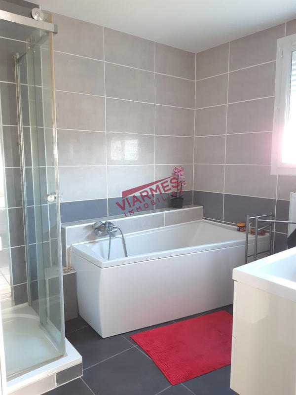 Maison - 160 m² - 7 pièces