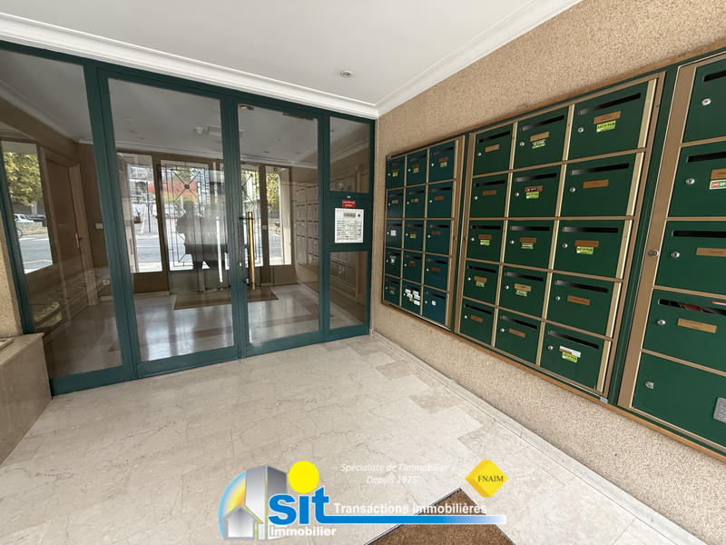 Appartement - 75 m² - 3 pièces