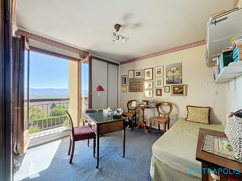 Maison - 139 m² - 6 pièces