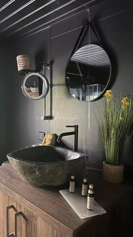 Maison - 200 m² - 11 pièces