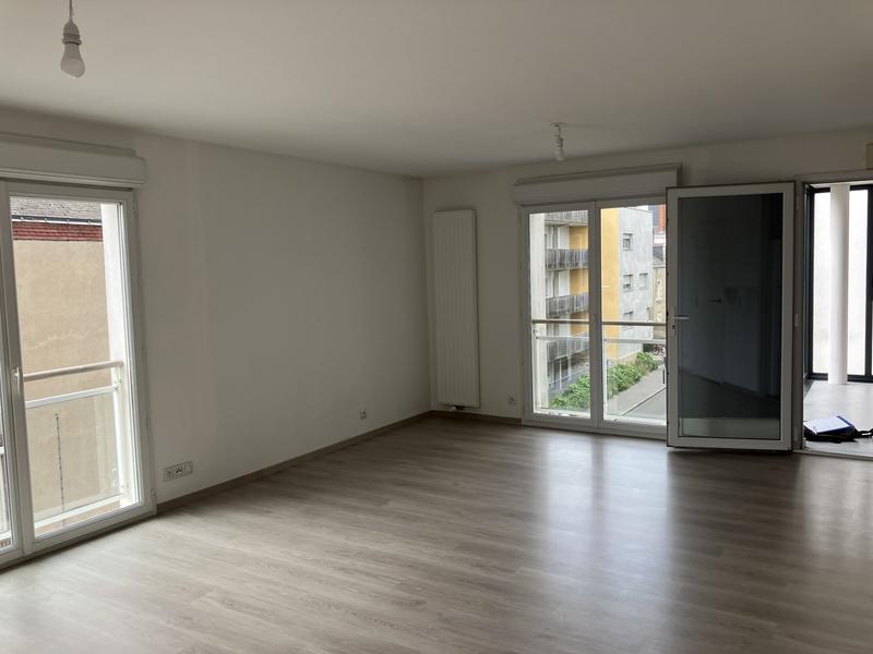 Appartement - 93 m² - 3 pièces