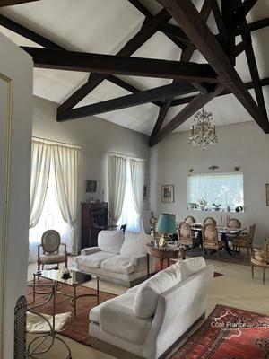 Mas - 258 m² - 5 pièces