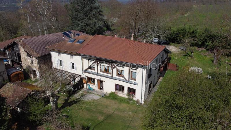 Propriété - 278 m² - 7 pièces
