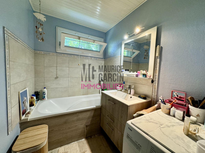 Maison - 200 m² - 5 pièces