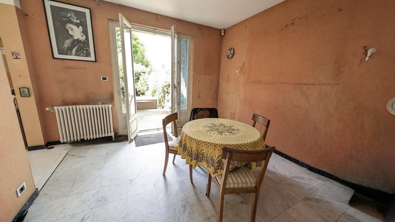 Villa - 251 m² - 8 pièces