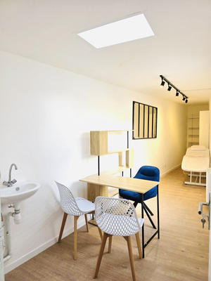 Bureau - 11 m² - 1 pièce