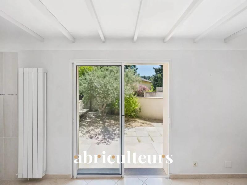 Maison - 94 m² - 5 pièces