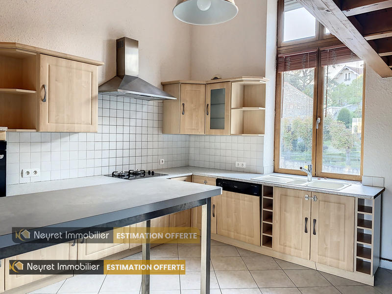 Duplex - 142 m² - 5 pièces