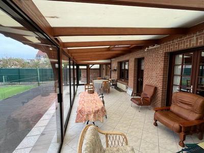 Maison - 259 m² - 5 pièces