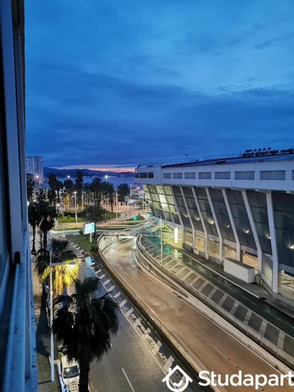 Chambre - 9 m² - 1 pièce