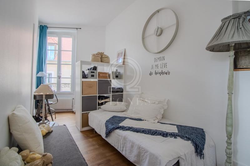 Maison ancienne - 184 m² - 7 pièces